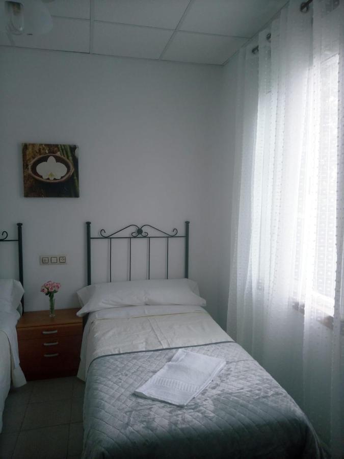 Hostal San Cristobal - Pontedeume Eksteriør bilde
